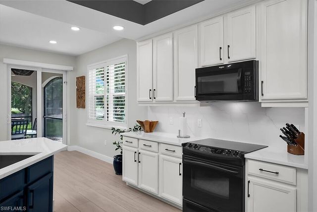 1252 Rialto WAY 102, Naples, FL 34114
