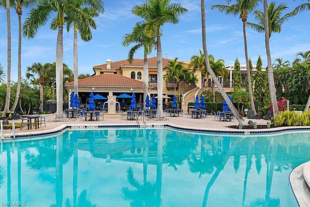 1252 Rialto WAY 102, Naples, FL 34114