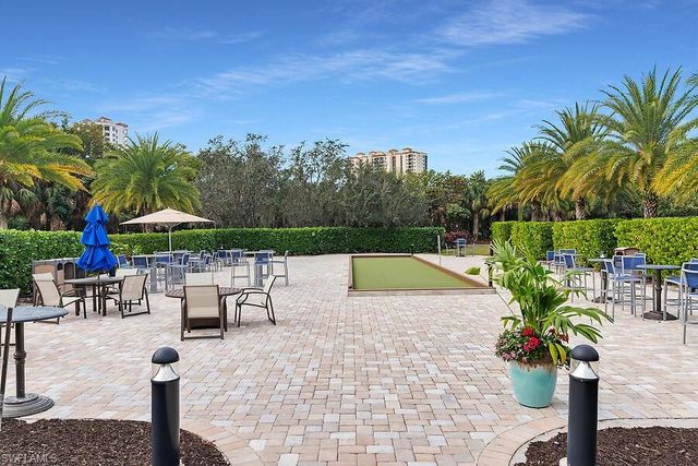 1252 Rialto WAY 102, Naples, FL 34114