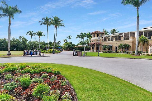 1252 Rialto WAY 102, Naples, FL 34114