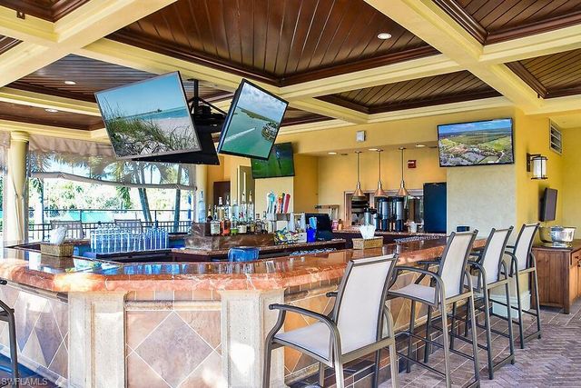 1252 Rialto WAY 102, Naples, FL 34114