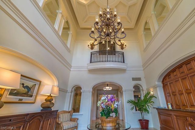 1252 Rialto WAY 102, Naples, FL 34114