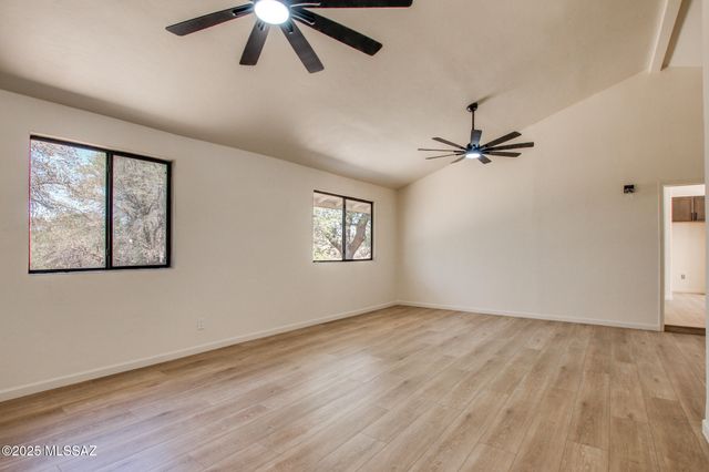 320 N Estill Drive, Oracle, AZ 85623