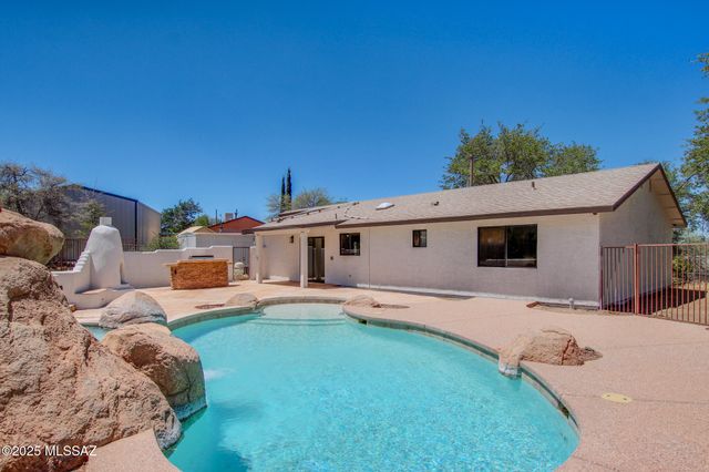 320 N Estill Drive, Oracle, AZ 85623