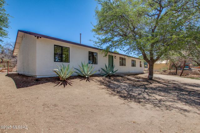 320 N Estill Drive, Oracle, AZ 85623