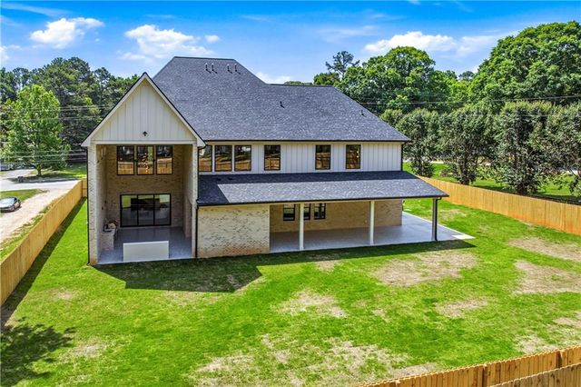 110 Simonton Road SE, Lawrenceville, GA 30046