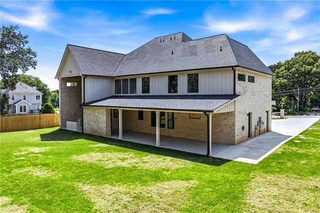 110 Simonton Road SE, Lawrenceville, GA 30046