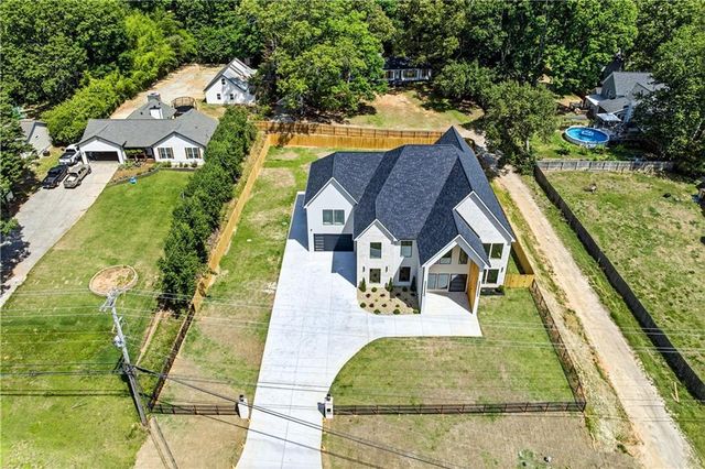 110 Simonton Road SE, Lawrenceville, GA 30046