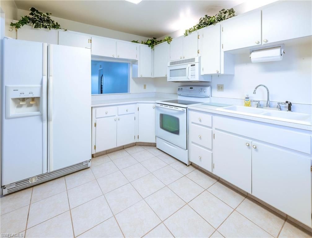 1390 Myerlee Country Club BLVD, FORT MYERS, FL 33919 — photo 3