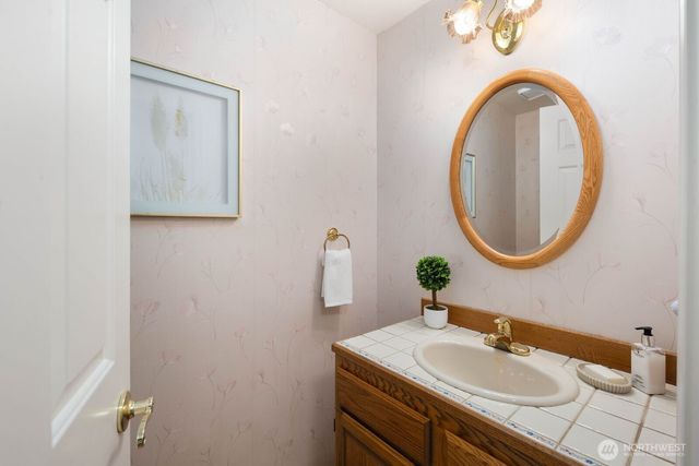 6031 88th Street SW, Mukilteo, WA 98275