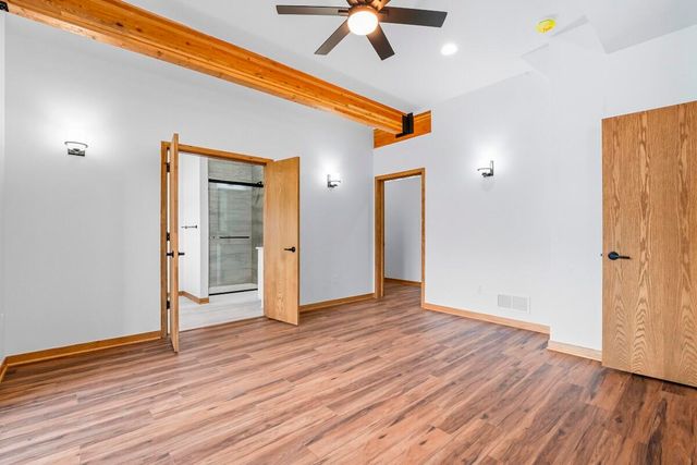 220 W 875 Road N, Valparaiso, IN 46385