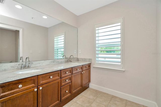 3213 MARCELLUS CIRCLE, Tampa, FL 33609