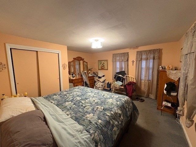 11 Acoaxet Ln, Wareham, MA 02576