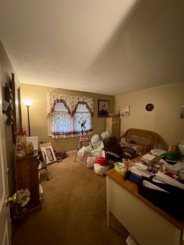 11 Acoaxet Ln, Wareham, MA 02576