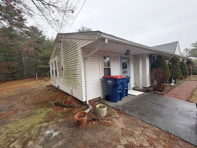11 Acoaxet Ln, Wareham, MA 02576