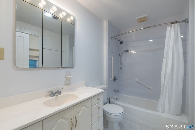 9 George Street, Trumbull, CT 06611