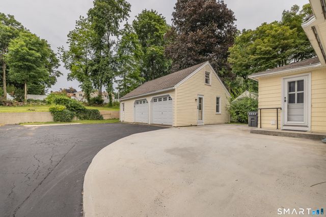 9 George Street, Trumbull, CT 06611
