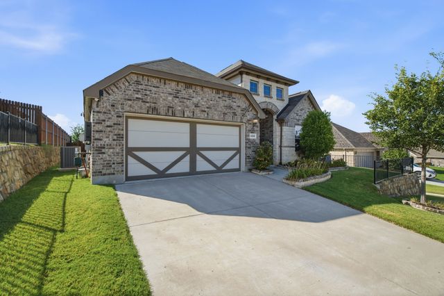 6608 Woodmere Court, Denton, TX 76226