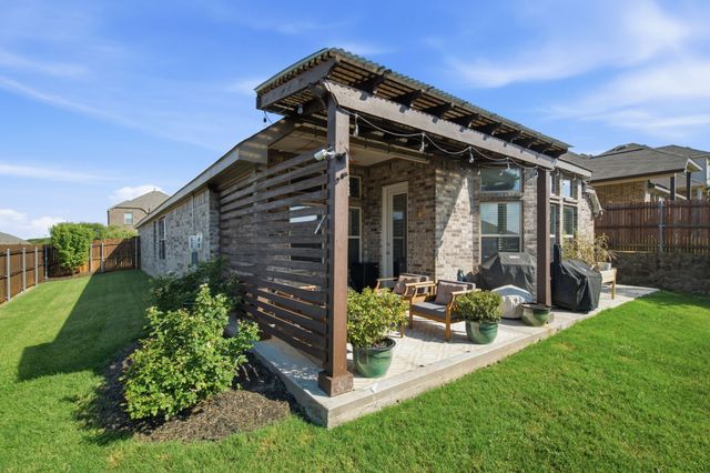 6608 Woodmere Court, Denton, TX 76226