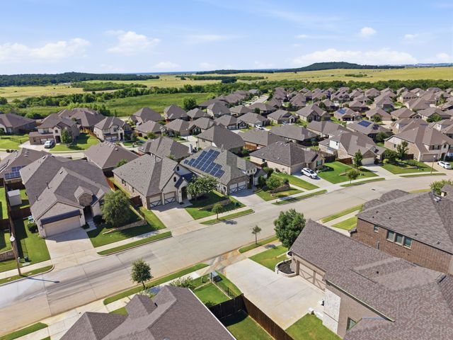 6608 Woodmere Court, Denton, TX 76226