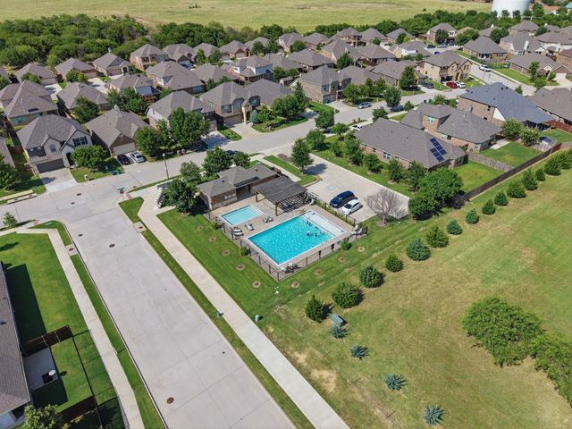 6608 Woodmere Court, Denton, TX 76226