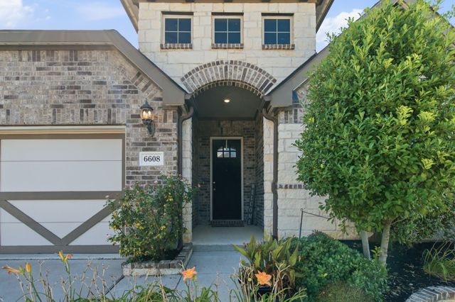 6608 Woodmere Court, Denton, TX 76226