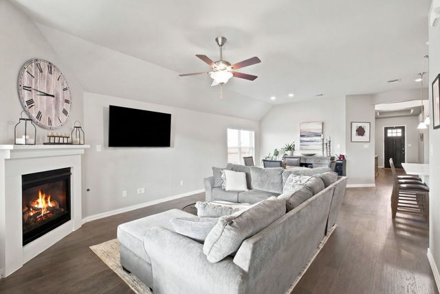6608 Woodmere Court, Denton, TX 76226