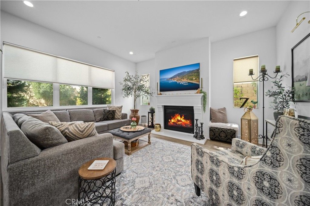 Image 12 of property listing at 19127 Malabar Street, Canyon Country, CA 91351