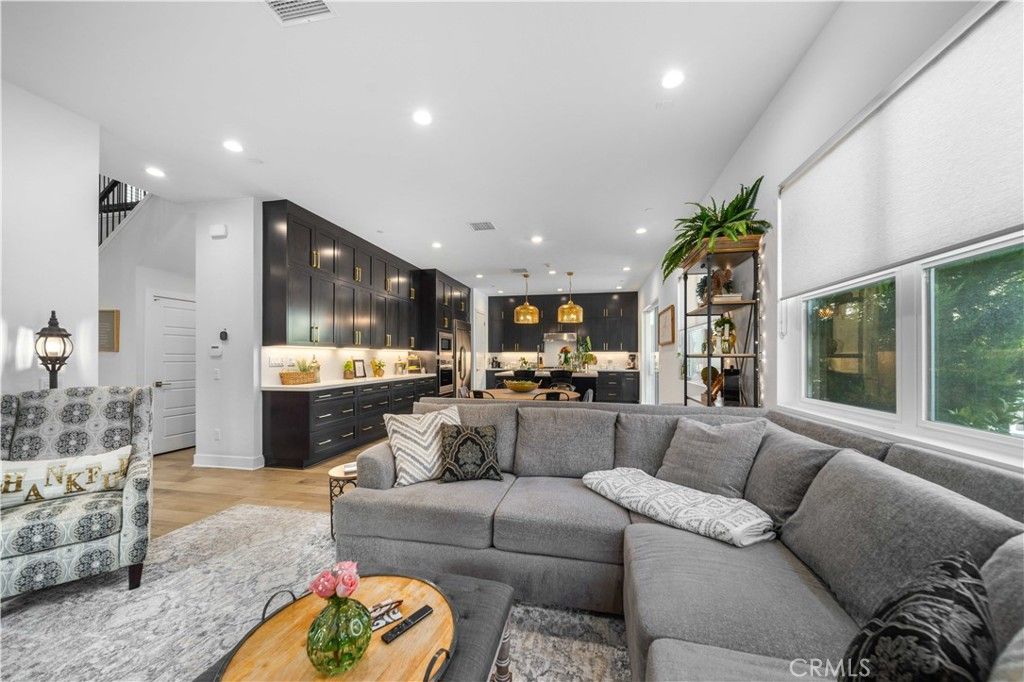Image 15 of property listing at 19127 Malabar Street, Canyon Country, CA 91351