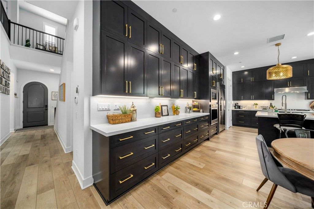 Image 16 of property listing at 19127 Malabar Street, Canyon Country, CA 91351