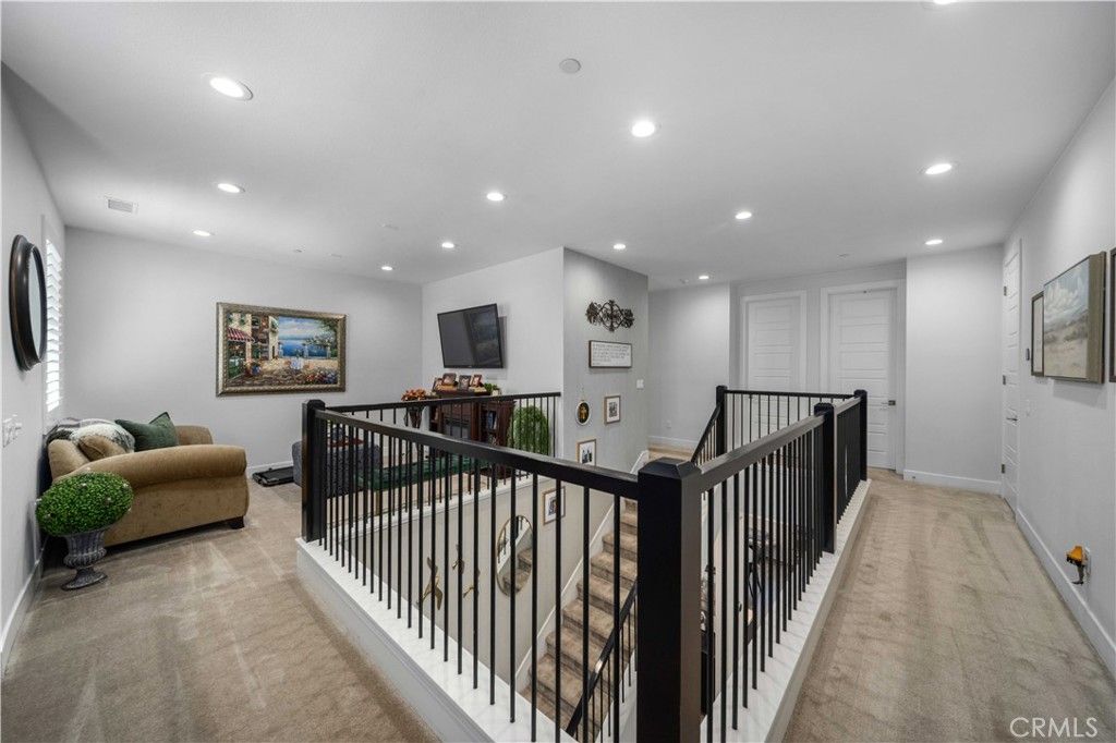 Image 31 of property listing at 19127 Malabar Street, Canyon Country, CA 91351