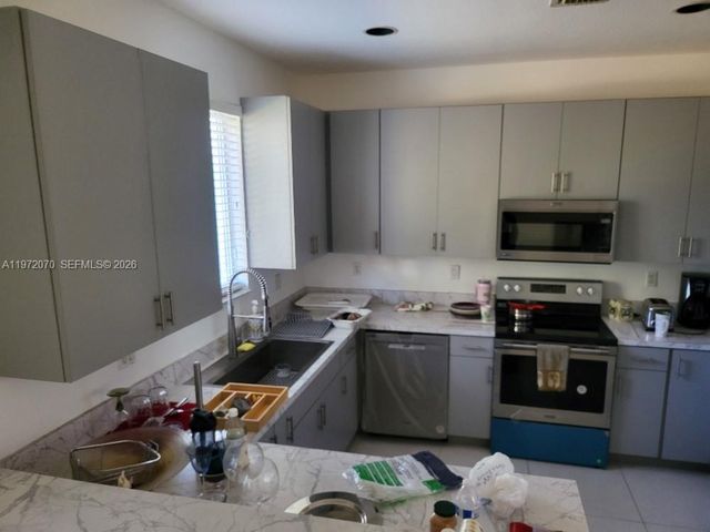 15843 SW 139th St, Miami, FL 33196