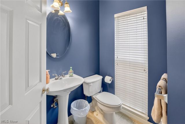 136 Stonesthrow Drive, Berea, OH 44017