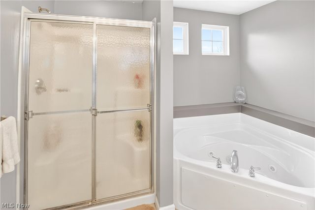 136 Stonesthrow Drive, Berea, OH 44017