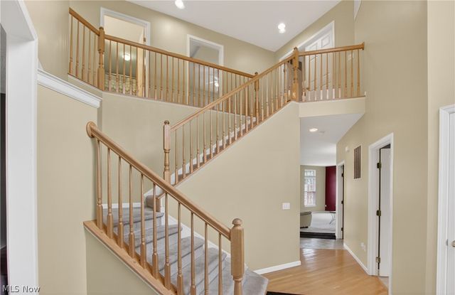 136 Stonesthrow Drive, Berea, OH 44017