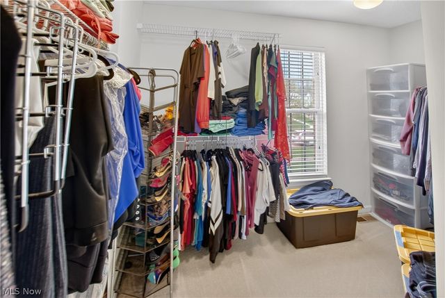 136 Stonesthrow Drive, Berea, OH 44017