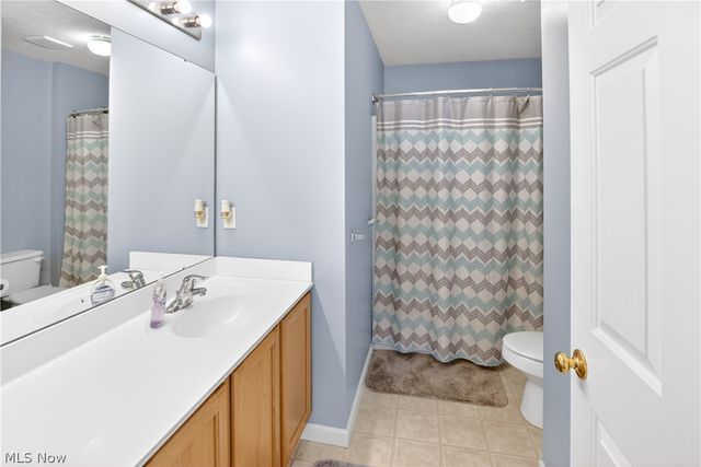 136 Stonesthrow Drive, Berea, OH 44017