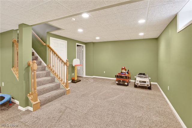 136 Stonesthrow Drive, Berea, OH 44017