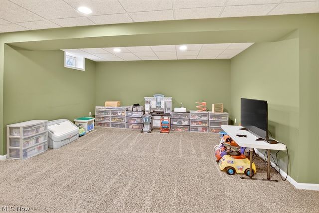 136 Stonesthrow Drive, Berea, OH 44017