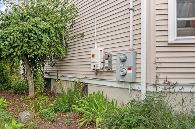 59-61 Presley St, Malden, MA 02148