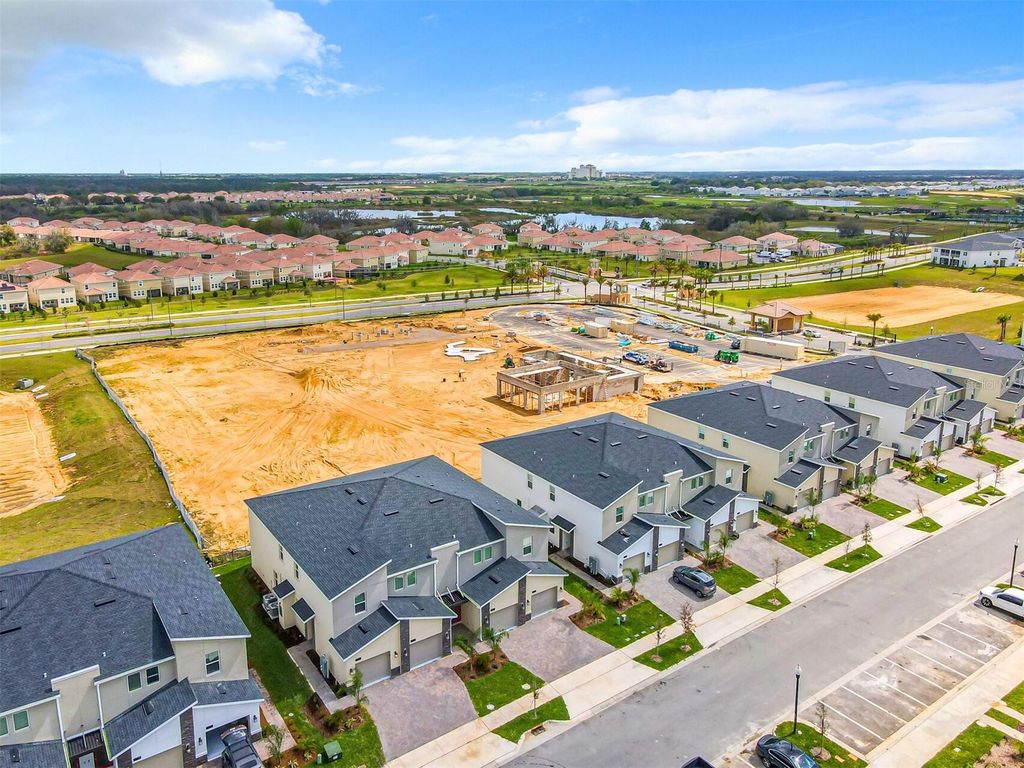 1037 SPLASH SHOT PLACE, Davenport, FL 33896