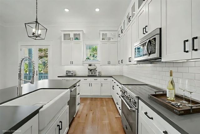 1830 Seaside Drive, Galveston, TX 77550