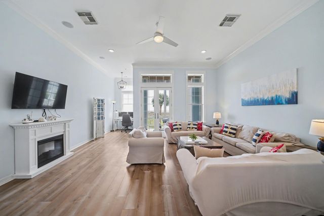 1830 Seaside Drive, Galveston, TX 77550