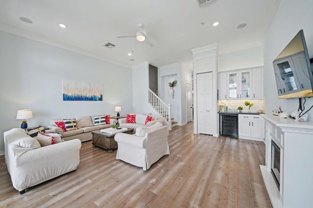 1830 Seaside Drive, Galveston, TX 77550