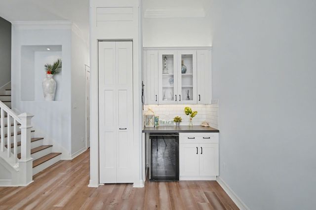 1830 Seaside Drive, Galveston, TX 77550