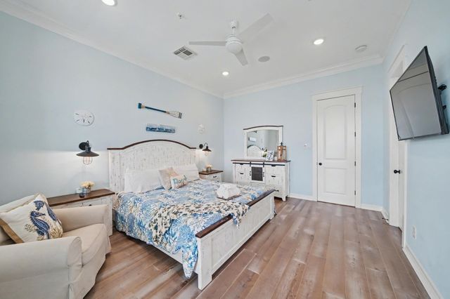 1830 Seaside Drive, Galveston, TX 77550