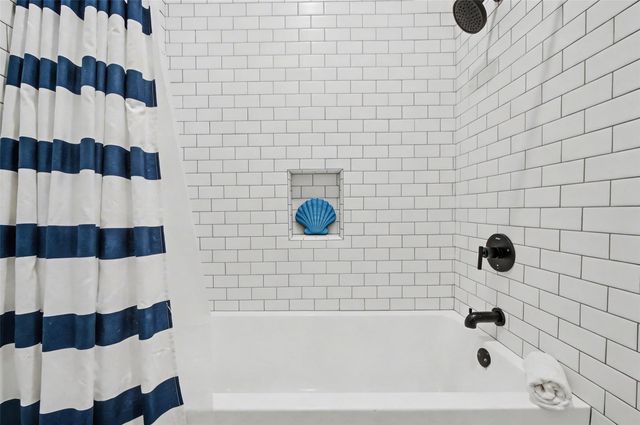 1830 Seaside Drive, Galveston, TX 77550