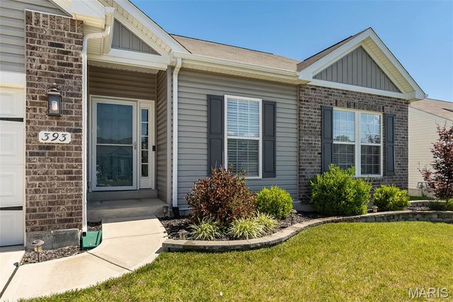 393 Victory Height Drive, Wentzville, MO 63385