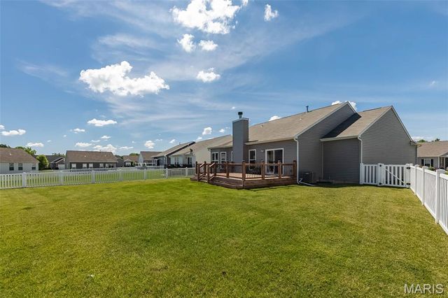 393 Victory Height Drive, Wentzville, MO 63385