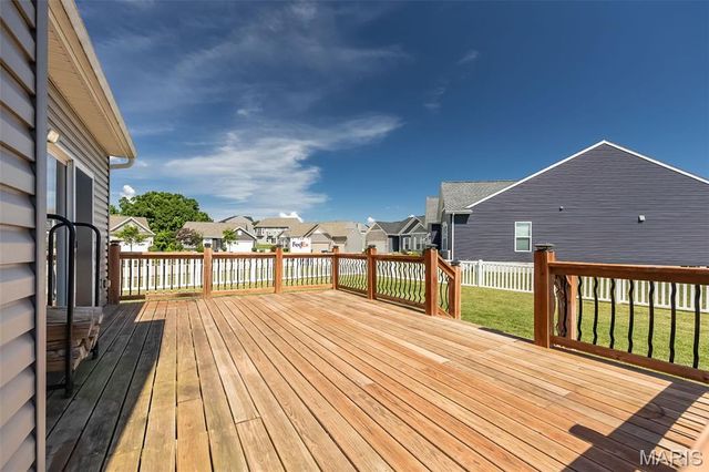 393 Victory Height Drive, Wentzville, MO 63385